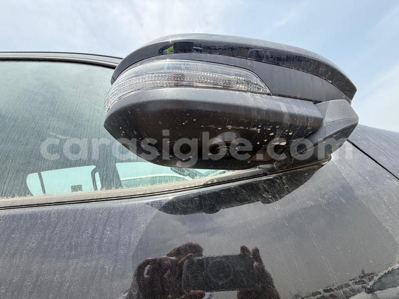 Big with watermark toyota hilux togo lome 11290