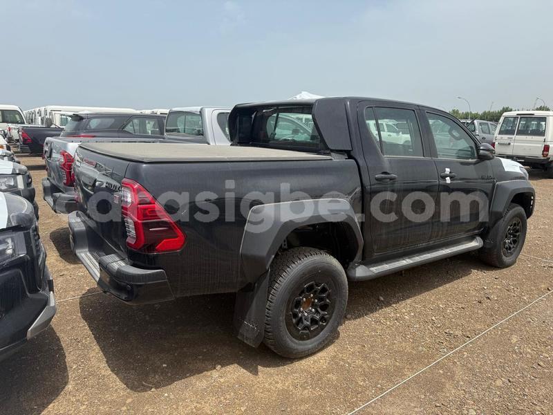 Big with watermark toyota hilux togo lome 11290