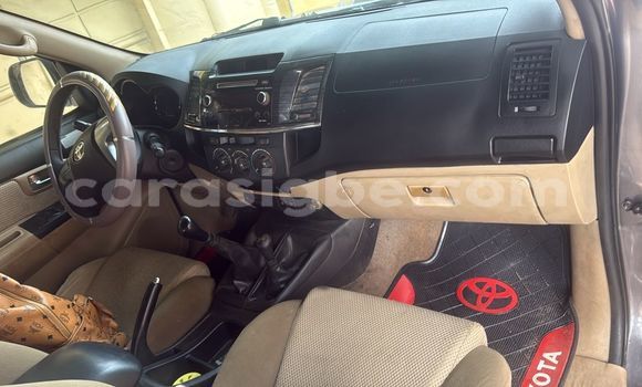 Acheter Occasion Voiture Toyota Fortuner Gris à Lomé, Maritime Acheter Occasion Voiture Toyota Fortuner Gris à Lomé, Maritime