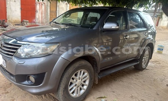 Acheter Occasion Voiture Toyota Fortuner Gris à Lomé, Maritime Acheter Occasion Voiture Toyota Fortuner Gris à Lomé, Maritime