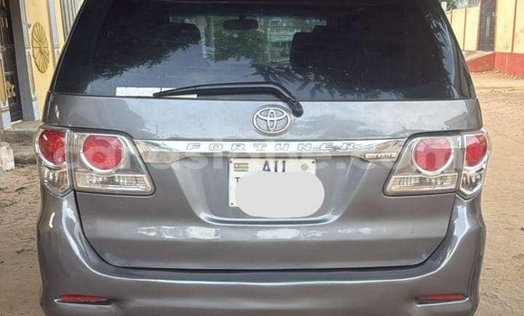Acheter Occasion Voiture Toyota Fortuner Gris à Lomé, Maritime Acheter Occasion Voiture Toyota Fortuner Gris à Lomé, Maritime
