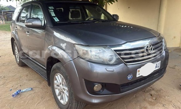 Acheter Occasion Voiture Toyota Fortuner Gris à Lomé, Maritime Acheter Occasion Voiture Toyota Fortuner Gris à Lomé, Maritime