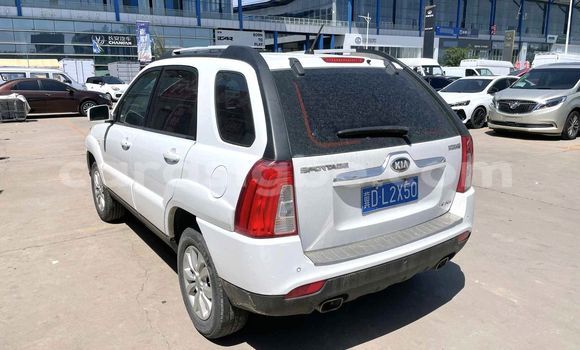 Acheter Occasion Voiture Kia Sportage Blanc à Lomé, Maritime Acheter Occasion Voiture Kia Sportage Blanc à Lomé, Maritime