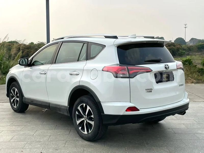 Big with watermark toyota rav4 maritime lome 11297