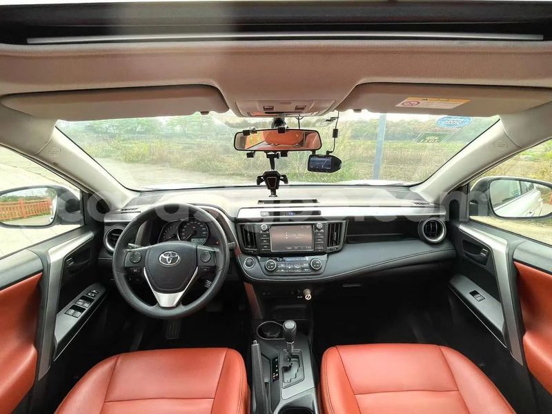 Big with watermark toyota rav4 maritime lome 11297
