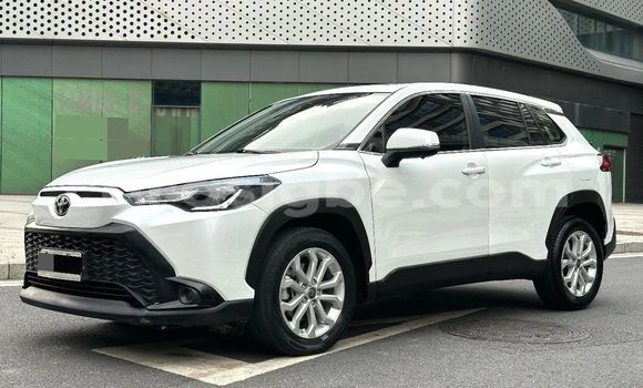 Acheter Occasion Voiture Toyota Fortuner Blanc à Lomé, Maritime