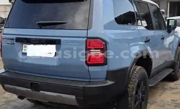 Acheter Neuf Voiture Toyota Land Cruiser Prado Bleu à Lomé, Togo Acheter Neuf Voiture Toyota Land Cruiser Prado Bleu à Lomé, Togo