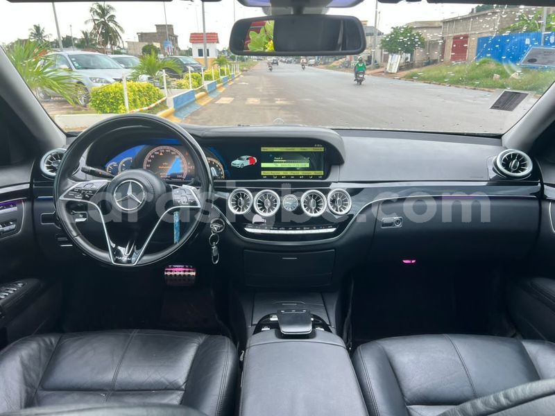 Big with watermark mercedes benz maybach s klasse togo lome 11303