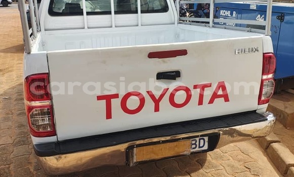 Acheter Occasion Voiture Toyota Hilux Blanc à Lomé, Maritime Acheter Occasion Voiture Toyota Hilux Blanc à Lomé, Maritime