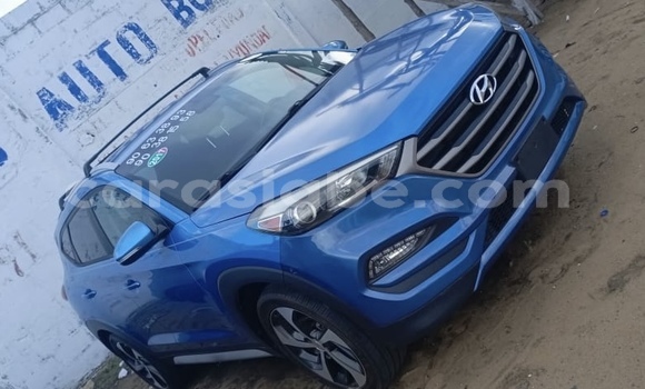 Acheter Occasion Voiture Hyundai Tucson Bleu à Lome, West africa Acheter Occasion Voiture Hyundai Tucson Bleu à Lome, West africa