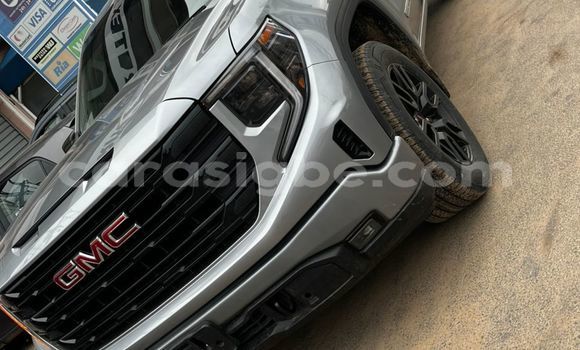 Acheter Import Voiture GMC Sierra Marron à Lomé, Togo