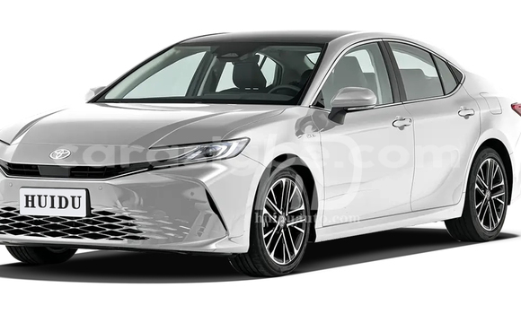 Acheter Neuf Voiture Toyota Camry Blanc à Tsévié, Togo