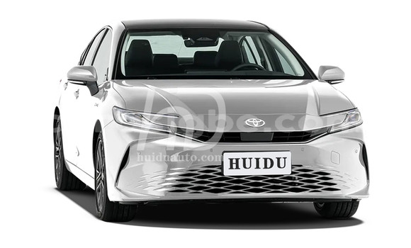 Buy New Toyota Camry White Car in Tsévié in Togo Buy New Toyota Camry White Car in Tsévié in Togo