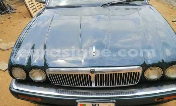 Acheter Occasion Voiture Jaguar XK Vert à Lome, West africa Acheter Occasion Voiture Jaguar XK Vert à Lome, West africa