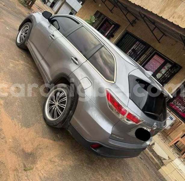 Big with watermark toyota highlander maritime lome 11372