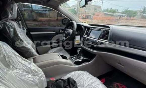 Acheter Occasion Voiture Toyota Highlander Autre à Lomé, Maritime Acheter Occasion Voiture Toyota Highlander Autre à Lomé, Maritime