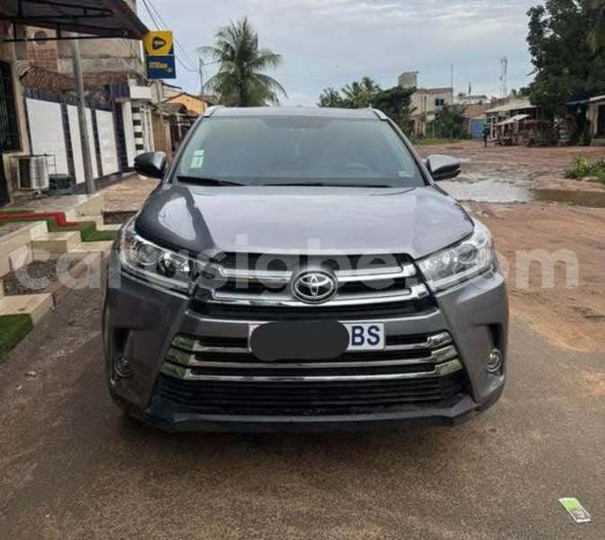 Big with watermark toyota highlander maritime lome 11372