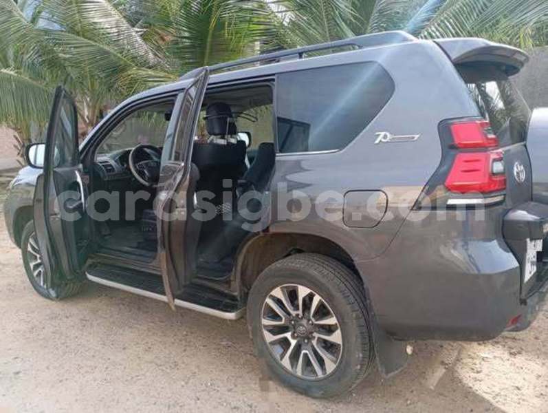 Big with watermark toyota land cruiser prado maritime lome 11375