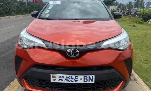 Acheter Occasion Voiture Toyota C-HR Rouge à Lomé, Maritime