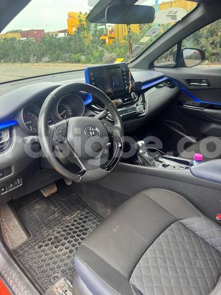Big with watermark toyota c hr maritime lome 11380