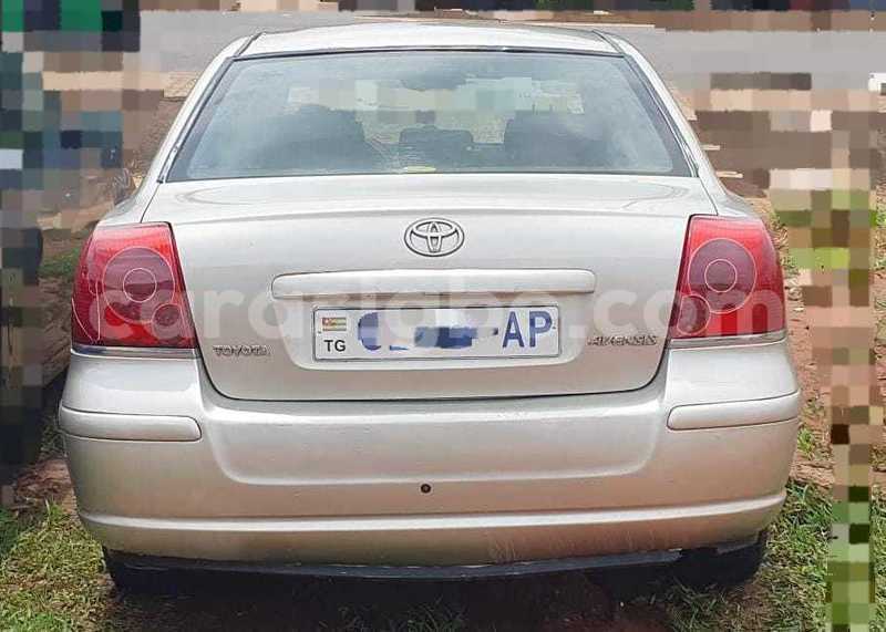 Big with watermark toyota avensis togo lome 10217