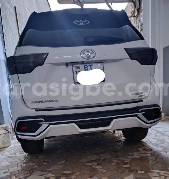 Big with watermark toyota highlander maritime lome 11394