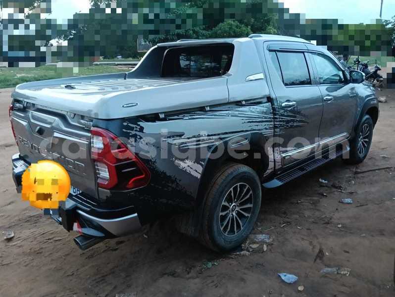 Big with watermark toyota hilux maritime lome 11400