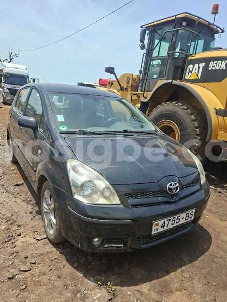Big with watermark toyota corolla verso maritime lome 11405