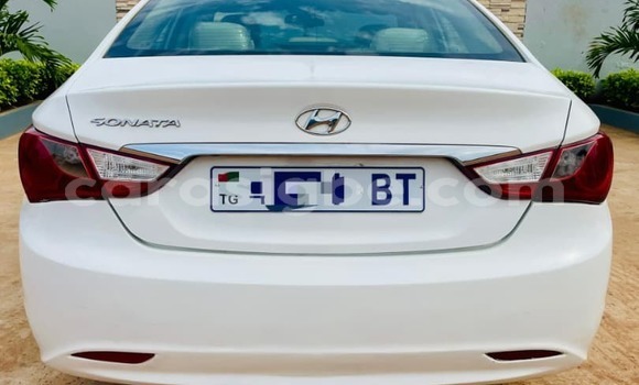Acheter Occasion Voiture Hyundai Sonata Blanc à Lomé, Maritime Acheter Occasion Voiture Hyundai Sonata Blanc à Lomé, Maritime