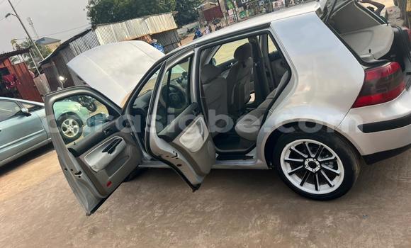 Acheter Occasion Voiture Volkswagen Golf Gris à Kara, Togo Acheter Occasion Voiture Volkswagen Golf Gris à Kara, Togo