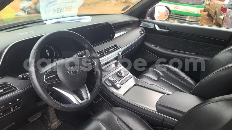 Big with watermark hyundai grandeur maritime lome 11421