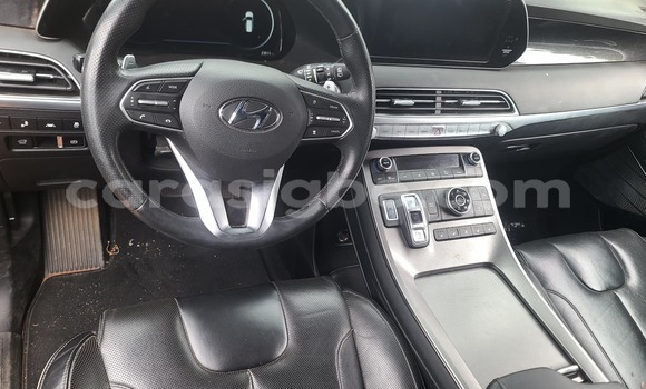 Buy Used Hyundai Grandeur Silver Car in Lome in Maritime Buy Used Hyundai Grandeur Silver Car in Lome in Maritime