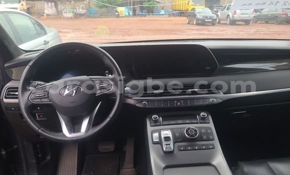 Buy Used Hyundai Grandeur Silver Car in Lome in Maritime Buy Used Hyundai Grandeur Silver Car in Lome in Maritime