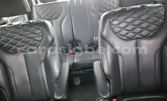 Buy Used Hyundai Grandeur Silver Car in Lome in Maritime Buy Used Hyundai Grandeur Silver Car in Lome in Maritime
