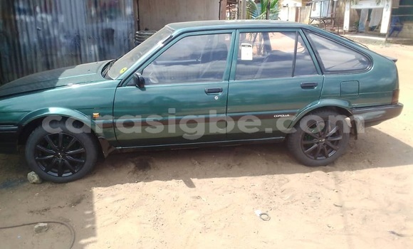 Acheter Occasion Voiture Toyota Corolla Vert à Tsévié, Togo