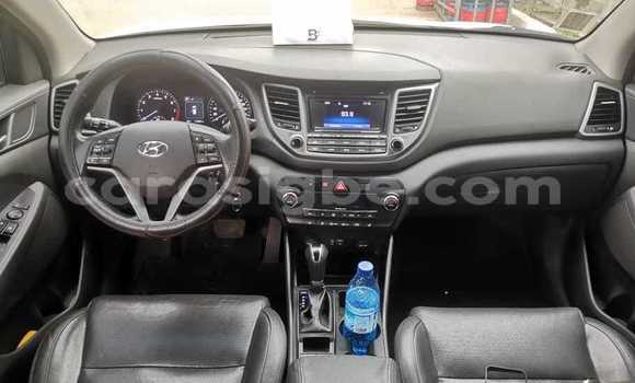 Acheter Occasion Voiture Hyundai Tucson Blanc à Lomé, Maritime Acheter Occasion Voiture Hyundai Tucson Blanc à Lomé, Maritime