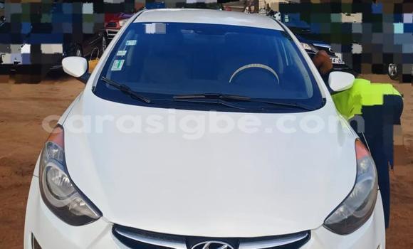 Acheter Occasion Voiture Hyundai Elantra Blanc à Lomé, Maritime Acheter Occasion Voiture Hyundai Elantra Blanc à Lomé, Maritime