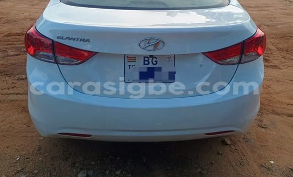 Acheter Occasion Voiture Hyundai Elantra Blanc à Lomé, Maritime Acheter Occasion Voiture Hyundai Elantra Blanc à Lomé, Maritime