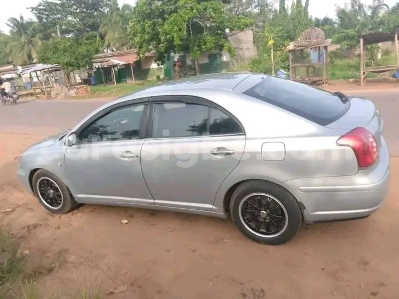 Big with watermark toyota avensis maritime lome 11444