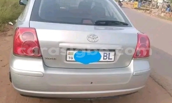Acheter Occasion Voiture Toyota Avensis Gris à Lomé, Maritime Acheter Occasion Voiture Toyota Avensis Gris à Lomé, Maritime