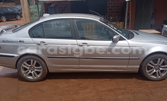 Acheter Occasion Voiture BMW 328i Gris à Lomé, Maritime Acheter Occasion Voiture BMW 328i Gris à Lomé, Maritime