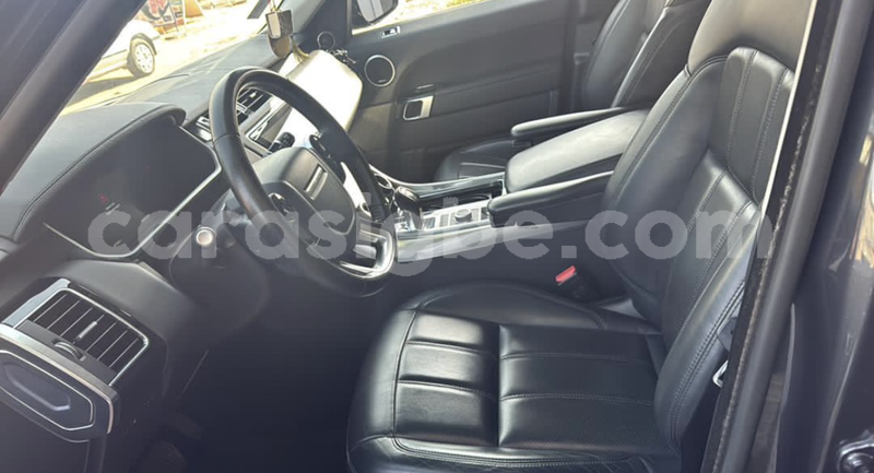Big with watermark range rover range rover maritime lome 11460