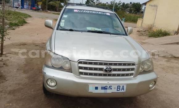 Acheter Occasion Voiture Toyota Highlander Beige à Lome, West africa Acheter Occasion Voiture Toyota Highlander Beige à Lome, West africa