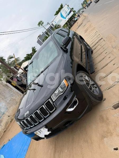 Big with watermark jeep cherokee maritime lome 11467