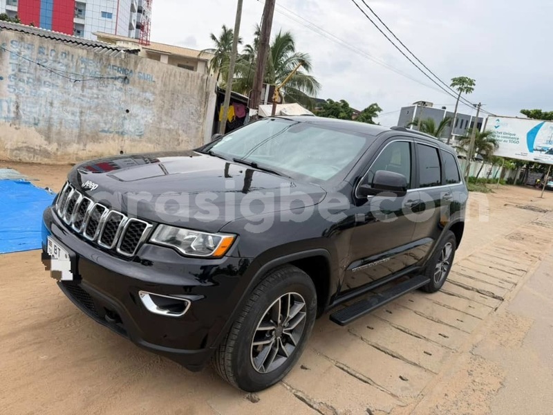Big with watermark jeep cherokee maritime lome 11467