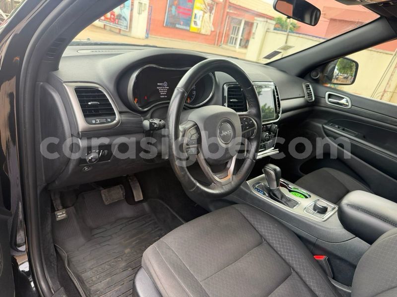 Big with watermark jeep cherokee maritime lome 11467
