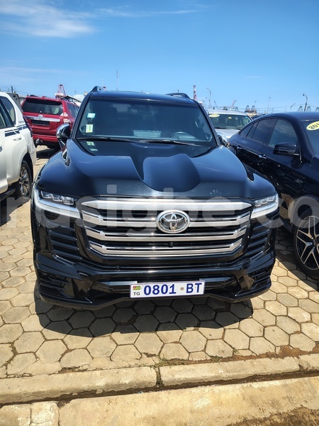 Big with watermark toyota land cruiser togo lome 11472