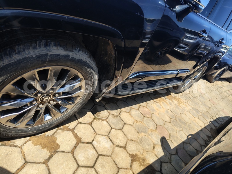 Big with watermark toyota land cruiser togo lome 11472