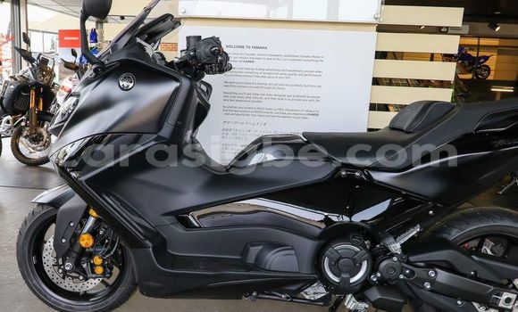 Buy New Yamaha TMAX Black Bike in Agbelouve in Maritime Buy New Yamaha TMAX Black Bike in Agbelouve in Maritime