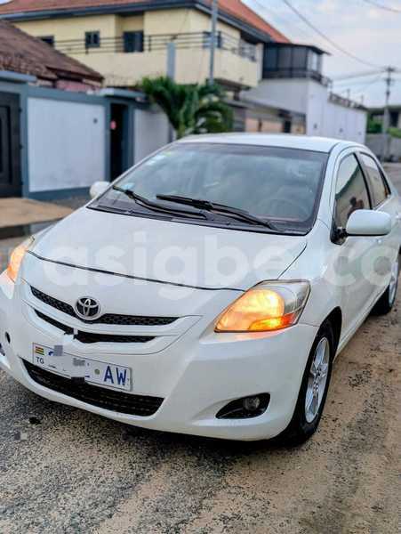 Big with watermark toyota yaris maritime lome 11484